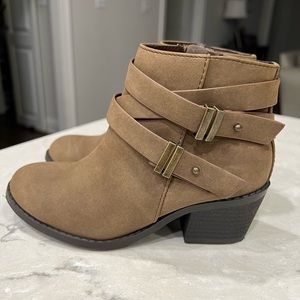 Unr8ted little Girls Boots